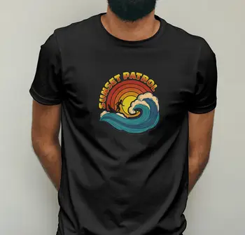 Sun Sand and Surf: футболка для расслабленного пляжного образа.